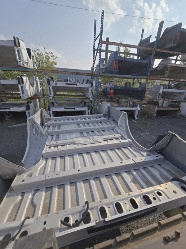 8 FT - FORD SUPERDUTY - 2017 & Forward #BB95CAA5B3475130 - Image 7