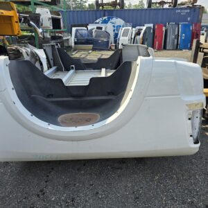 5.5FT - Dodge Ram 1500 - Short Truck Bed White