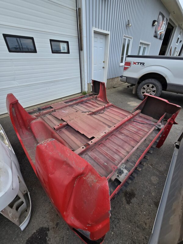 6FT - Chevy - 1500 - 2500 - 3500 - HD Short Truck Bed - Red. - Image 2