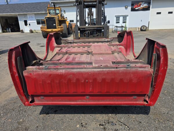 6FT - Chevy - 1500 - 2500 - 3500 - HD Short Truck Bed - Red. - Image 4