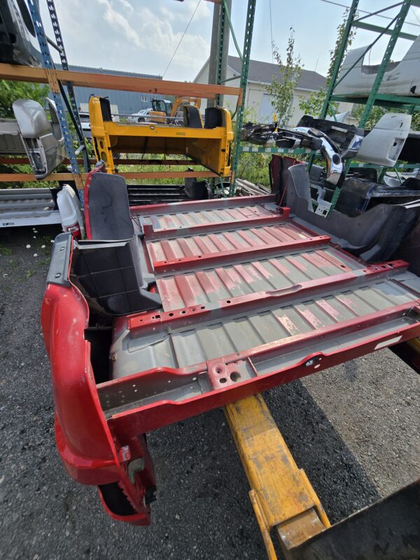 8FT - Dodge Ram 1500 – Long Truck Bed Red. - Image 4