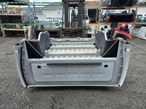 5.5FT - Dodge Ram 1500 - Short Truck Bed White - Image 4