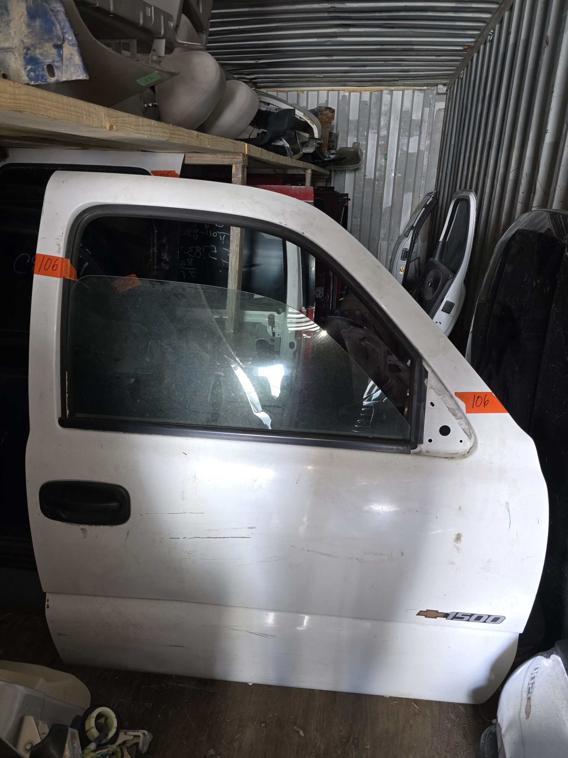 99-06 Chevy 1500/ GMC Sierra Front Driver Side Door RH 1500 2500 3500